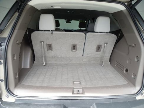 Used 2020 Chevrolet Traverse LT AWD/4WD image 22