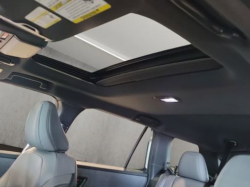 New 2026 Subaru Outback Limited AWD/4WD image 11