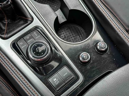Used 2020 Nissan Maxima SR w/ Sport Mat Group FWD image 36