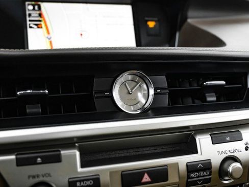 Used 2017 Lexus ES 350 image 28