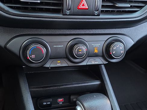 Used 2024 Kia Forte LXS image 19