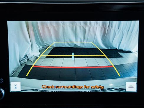 Used 2025 Toyota Camry LE FWD image 39