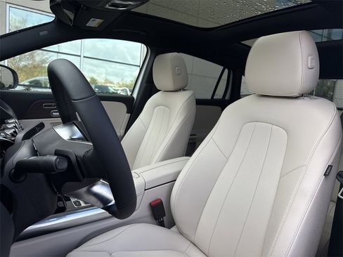 New 2026 Mercedes-Benz GLA 250 GLA 250 image 12