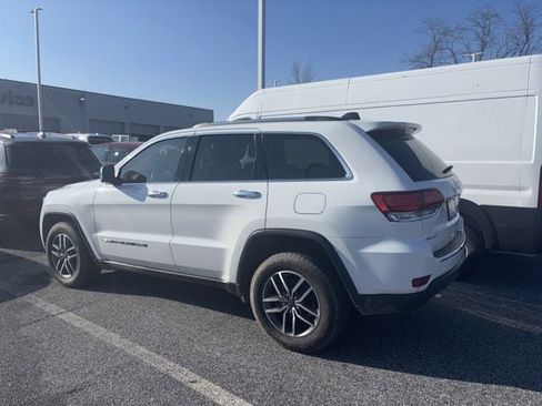 Used 2022 Jeep Grand Cherokee Limited image 10