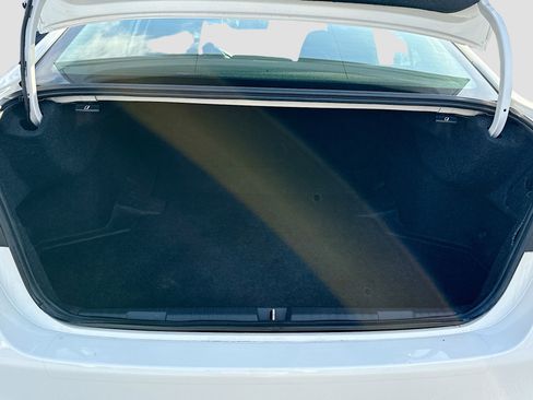 Used 2023 Subaru Legacy Premium image 12