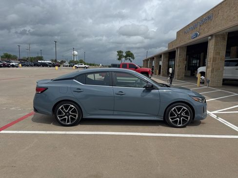 Used 2024 Nissan Sentra SR image 4