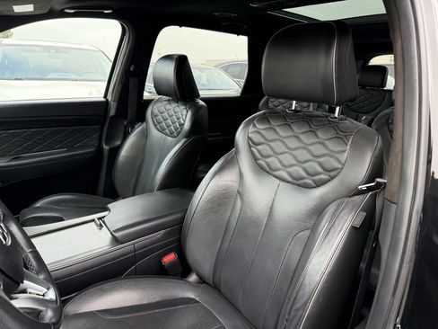 Used 2022 Hyundai Palisade Calligraphy image 4