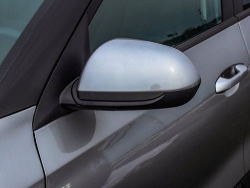 Used 2025 Kia Seltos LX image 46