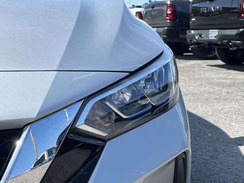 Used 2023 Nissan Sentra SV w/ Trunk Package FWD image 9
