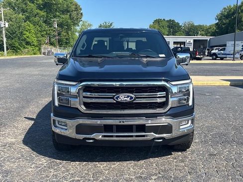 Used 2024 Ford F150 Lariat AWD/4WD image 2