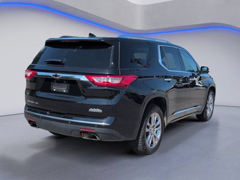 Used 2018 Chevrolet Traverse High Country AWD/4WD image 3