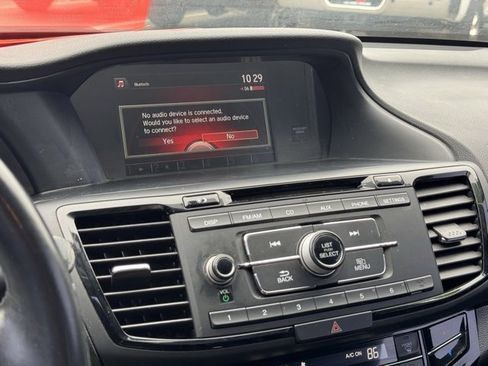 Used 2017 Honda Accord Sport image 25