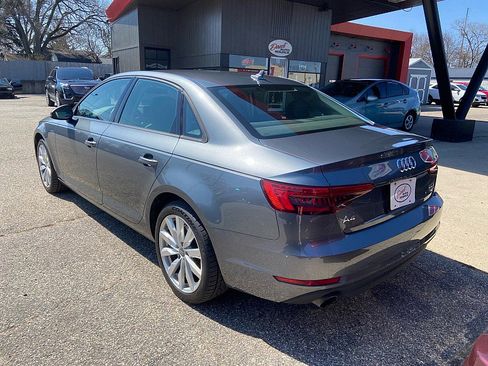 Used 2017 Audi A4 2.0T Premium image 2