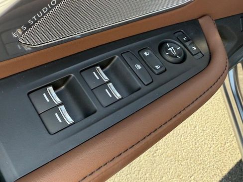 Certified 2025 Acura RDX w/ Technology Package image 10