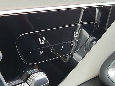 Used 2024 Mercedes-Benz E 450 4MATIC Sedan image 25