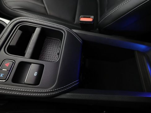 Used 2025 Ford Mustang Mach-E Premium image 34