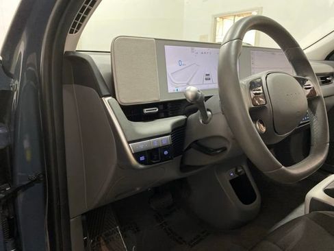 Used 2024 Hyundai Ioniq 5 SEL RWD image 31