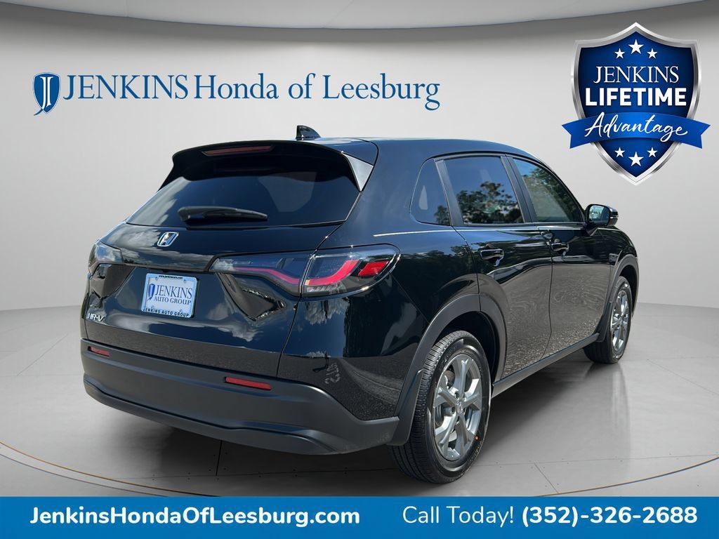 New 2027 Honda HR-V LX image 3