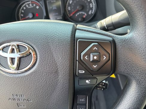 Used 2023 Toyota Tacoma SR image 31