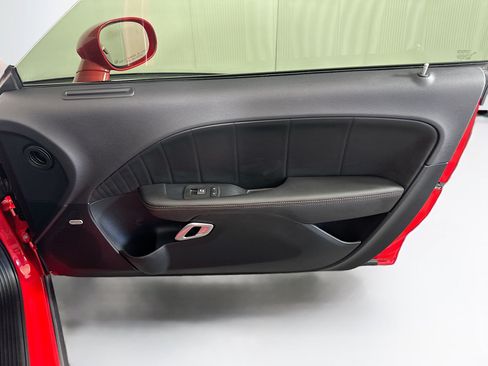 Used 2016 Dodge Challenger R/T Scat Pack RWD image 27
