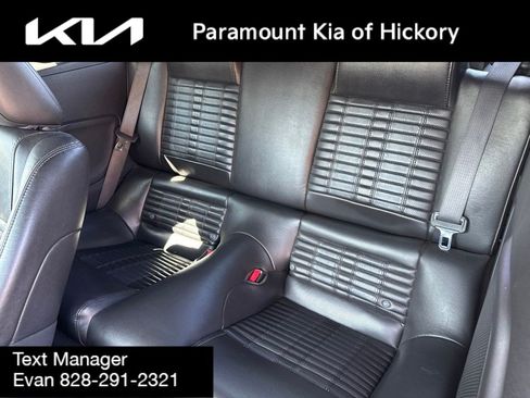 Used 2010 Ford Mustang Shelby GT500 RWD image 20