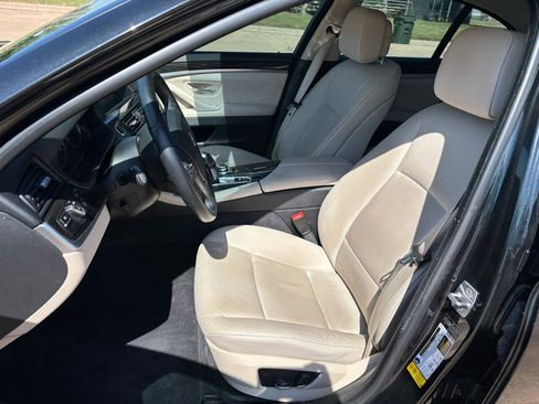 Used 2011 BMW 528i Sedan RWD image 9