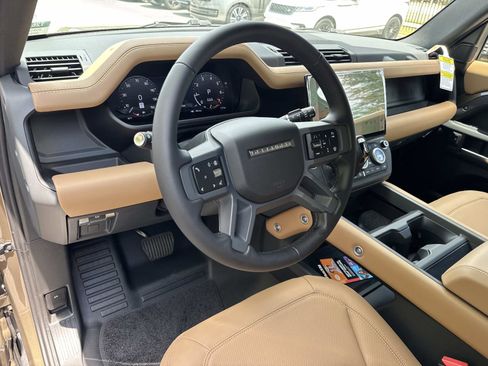 New 2026 Land Rover Defender 110 X-Dynamic SE AWD/4WD image 22