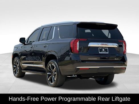 Used 2023 GMC Yukon SLT w/ SLT Premium Package AWD/4WD image 7