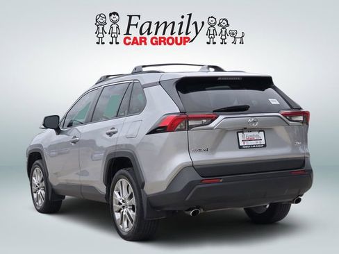 Used 2024 Toyota RAV4 XLE Premium FWD image 3