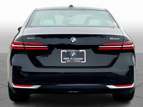 Used 2025 BMW 530i xDrive 530i xDrive image 4