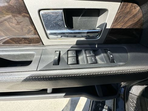 Used 2013 Ford F150 Platinum AWD/4WD image 22