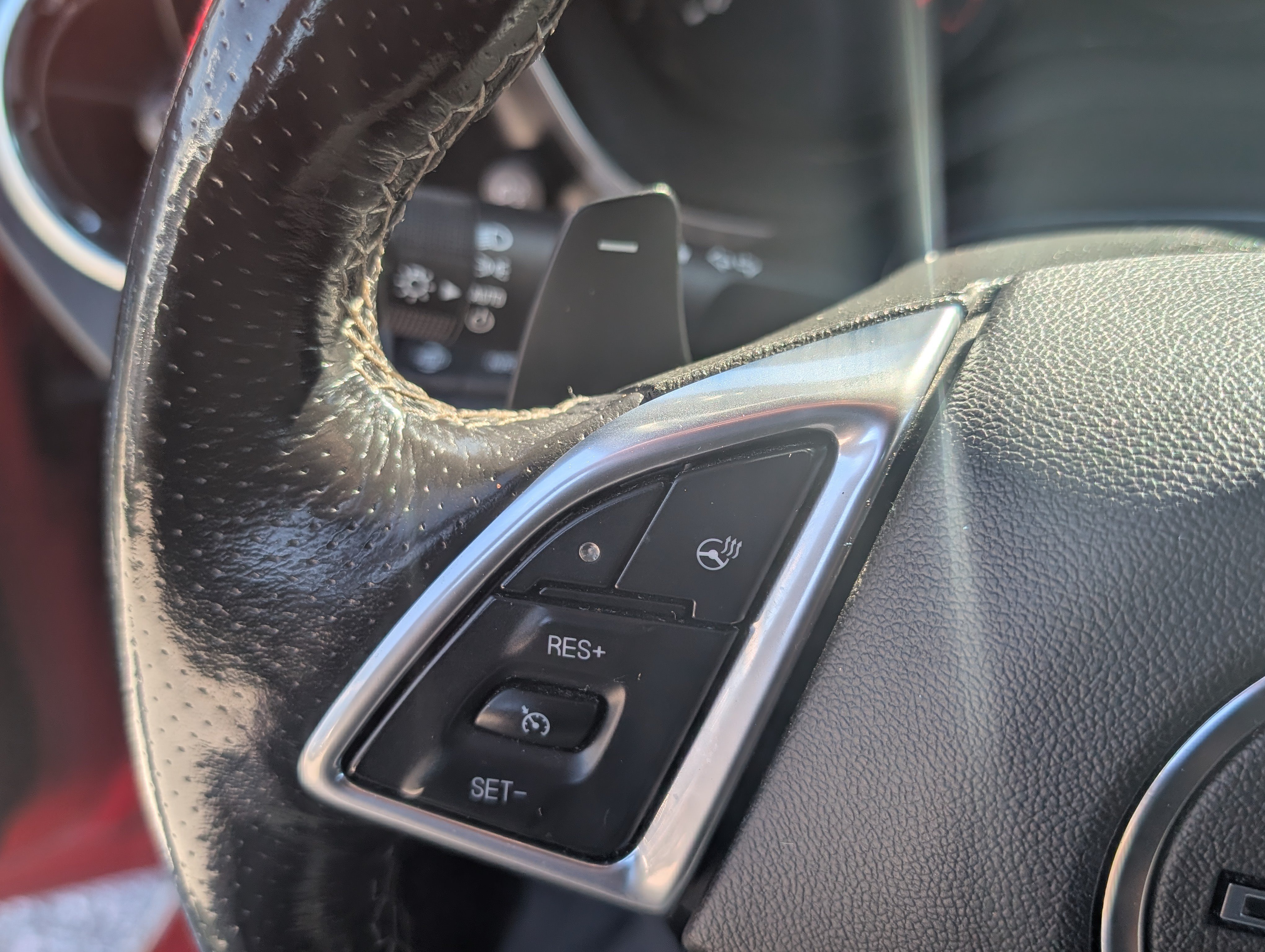 Used 2020 Chevrolet Camaro SS RWD image 24