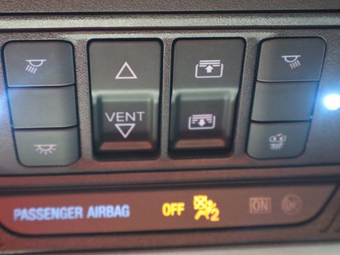 Used 2025 Ford Explorer ST image 27