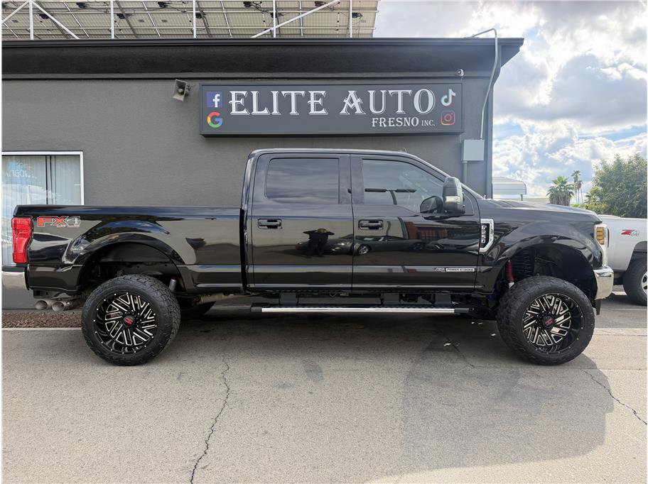 Used 2019 Ford F250 Lariat w/ Lariat Value Package AWD/4WD image 3