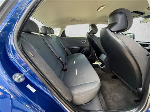 Used 2025 Kia K4 FWD image 23