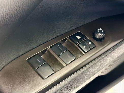 Used 2024 Toyota Camry SE FWD image 17