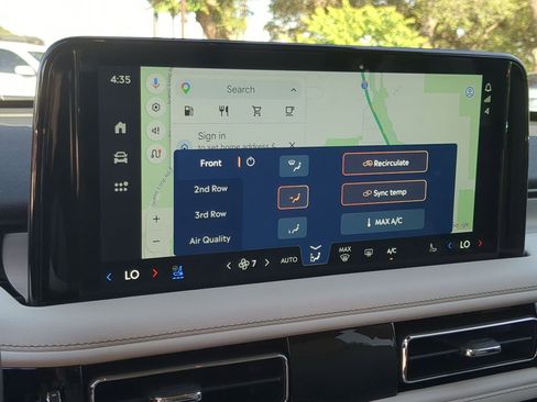 Used 2026 Lincoln Aviator Reserve AWD/4WD image 18