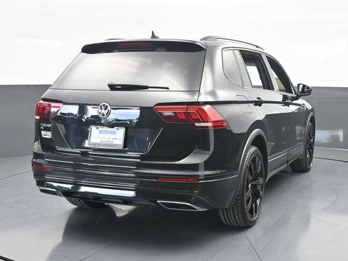 Used 2021 Volkswagen Tiguan SE R-Line image 5