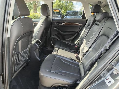 Used 2017 Audi Q5 2.0T Premium Plus w/ Technology Package AWD/4WD image 29