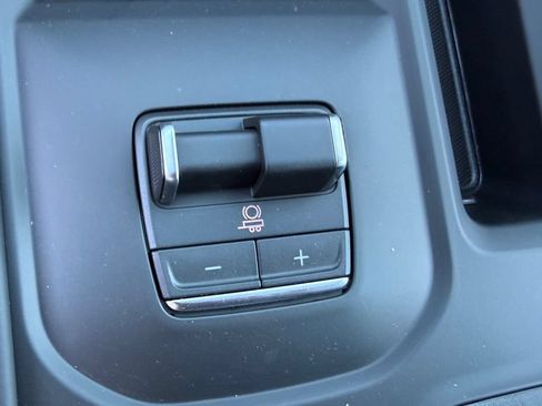 New 2026 GMC Sierra 2500 Denali Ultimate AWD/4WD image 39