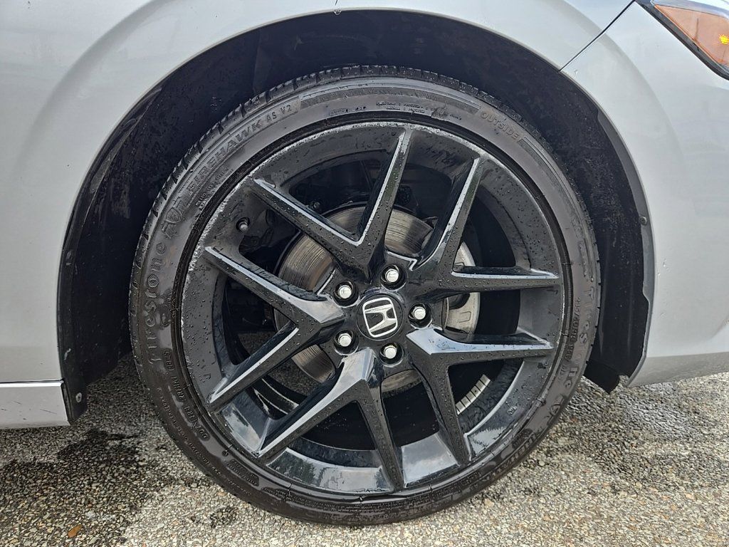 Used 2024 Honda Civic Sport image 11