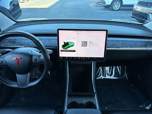 Used 2019 Tesla Model 3 Long Range image 15