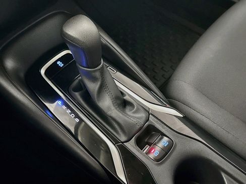 Certified 2021 Toyota Corolla LE w/ Carpet Mat Package (TMS) FWD image 18