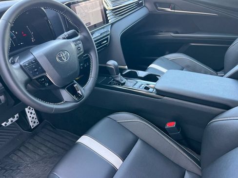 Used 2026 Toyota Camry SE FWD image 12