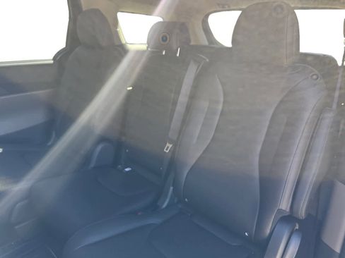 New 2026 Kia Carnival EX image 13