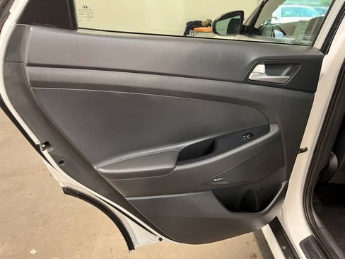 Used 2019 Hyundai Tucson Night image 18