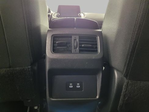 Used 2025 Nissan Rogue SV AWD/4WD image 22