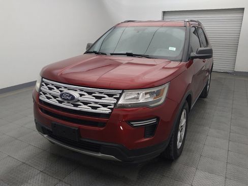 Used 2019 Ford Explorer XLT image 15