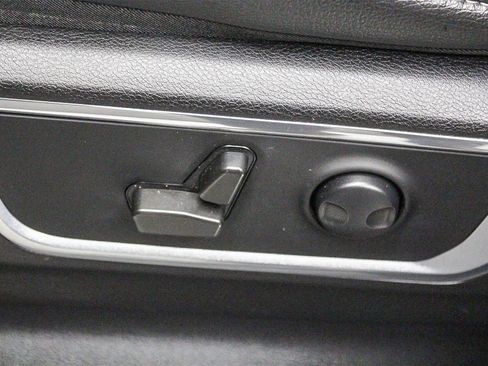 Used 2022 RAM 1500 Laramie image 22