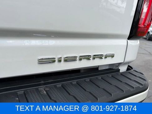 Used 2022 GMC Sierra 3500 Denali w/ Denali Ultimate Package AWD/4WD image 8